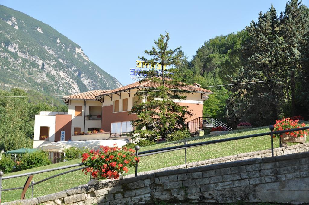 גנגה Hotel Terme Di San Vittore מראה חיצוני תמונה